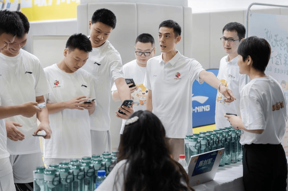 2025少年CBA燃动鹏城 深圳国寿全程守护篮球梦想